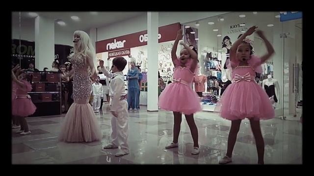 Танец "Барби" с моим участием:) смотреть онлайн