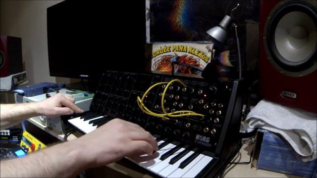 Classic 70's lead - Korg ms20 mini смотреть онлайн