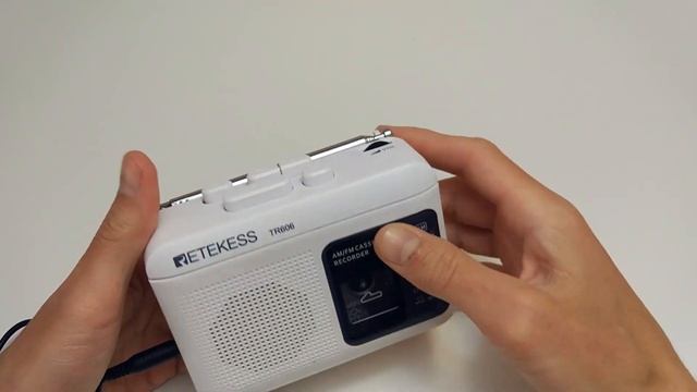 Радиоприемник с кассетным плеером и диктофоном | RETEKESS TR-606 смотреть онлайн