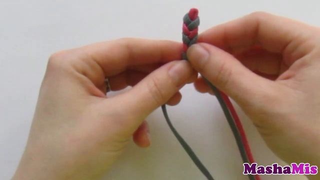 Браслет из шнуров своими руками смотреть онлайн