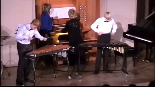 Полька-пиццикатто - дуэт на ксилофонах.avi смотреть онлайн