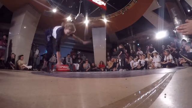 BOTY 2018/Bgirls 1 Vs 1/Белка Vs Петайра/