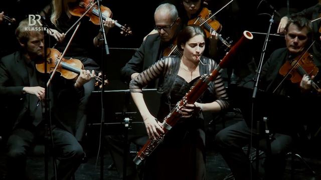 Sophie Dervaux—Antonio Vivaldi—Bassoon Concerto—2.Largo смотреть онлайн