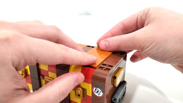 LEGO Harry Potter Review: 76399 Hogwarts Magical Trunk (2022 Set) Lots of fun! смотреть онлайн