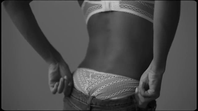 Calvin Klein Underwear Women’s Spring 2017 Sofia Coppola смотреть онлайн