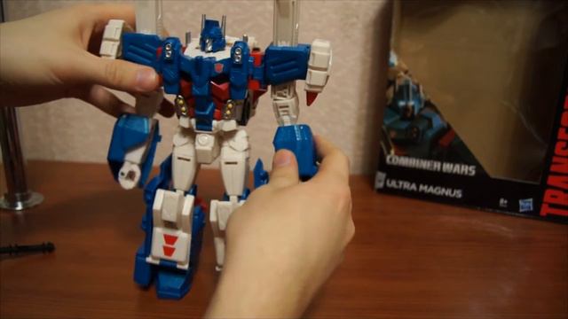 Обзор Hasbro Transformers Generation Combiner Wars Ultra Magnus