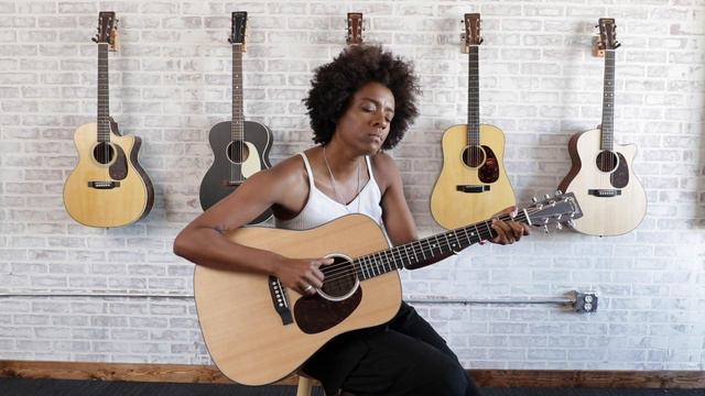 Martin Guitar Museum Session with Zandy of The New Respects - What Makes the World Go Round смотреть онлайн