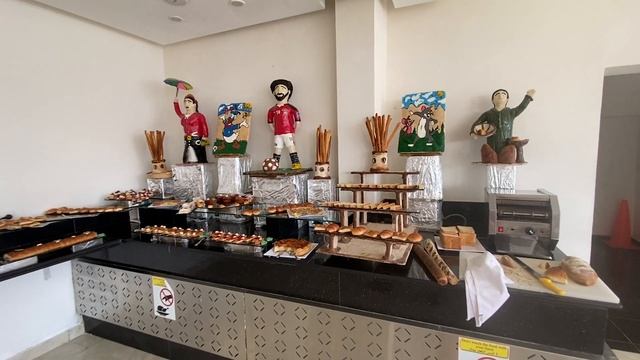 The BEST BUDGET STAY In SHARM - The OLD VIC Hotel  ?