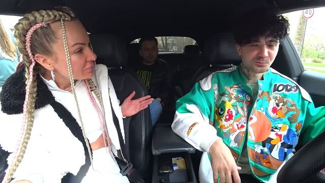 ДАЛА СЕБЯ ПОТРОГАТЬ И РАЗДЕЛАСЬ ПРИ ВИДЕ ДОРОГОЙ МАШИНЫ смотреть онлайн