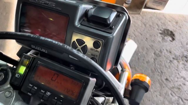 Suzuki Djebel 250 фирма freshmoto.pro смотреть онлайн