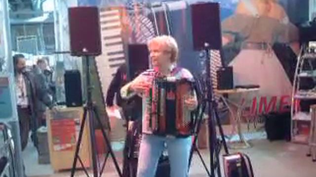 Beltuna Prestige on the Musikmesse 2005 Frankfurt смотреть онлайн