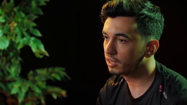 Pros say CS2 is not ready?! смотреть онлайн