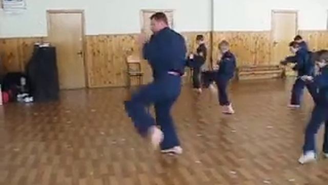 MMA HORTING 3 Мастер хортинга Александр Гречаный проводит тренировку в группе детей Киевский клуб смотреть онлайн