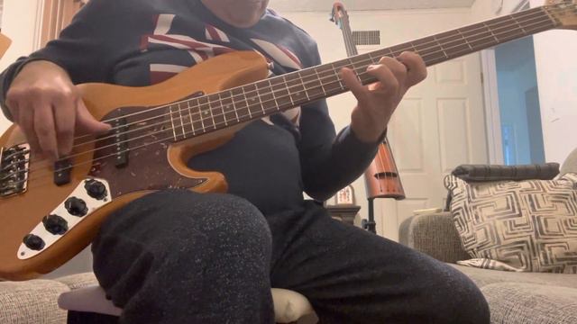 Fender American Deluxe Jazz Bass V, 2007@gagiktoroyan1288 смотреть онлайн