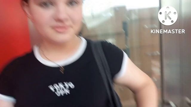 Переезд от родителей в другой город учиться. Прогулки с сестрой смотреть онлайн