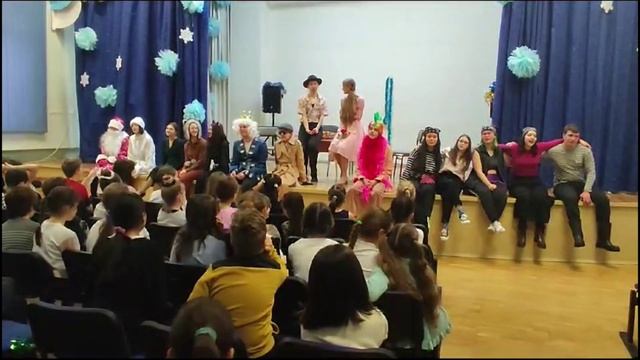 Новый год в начальной школе 1505 смотреть онлайн