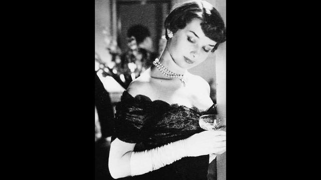 Audrey  Hepburn.  Одри  Хепберн. 