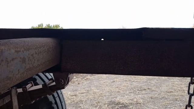 перевернул прицеп 2 птс4 с навозом. смотреть онлайн