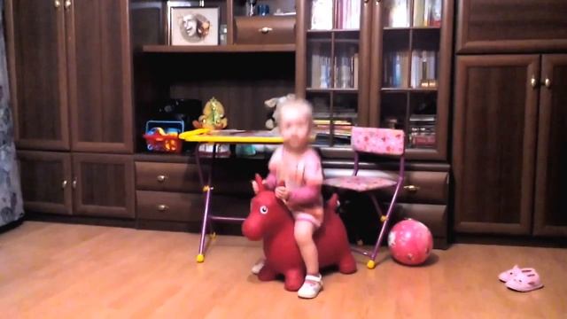 Игрушка-прыгун резиновый ослик :) смотреть онлайн