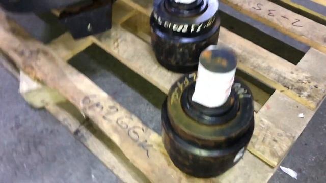 Ленивец и катки Fiat Kobelco SK200, SK250 смотреть онлайн