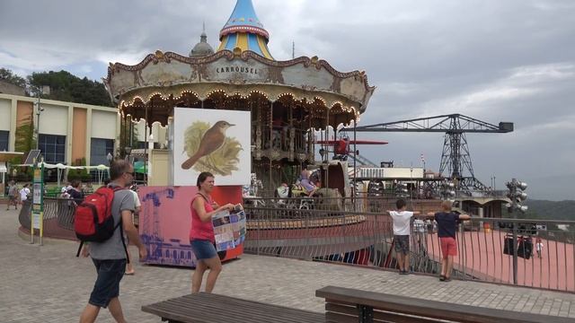 Тибидабо. Аттракционы. Вид на Барселону смотреть онлайн