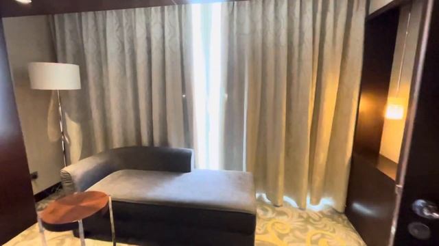 Sheraton Creek Dubai Suite Tour смотреть онлайн