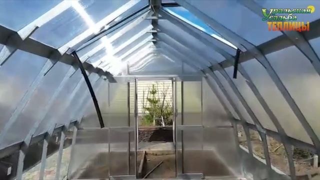 ТЕПЛИЦА "УСАДЬБА1П-1С" КОМБИНИРОВАННОЕ ПОКРЫТИЕ ТЕПЛИЦЫ. СТЕКЛО И СОТОВЫЙ ПОЛИКАРБОНАТ. смотреть онлайн