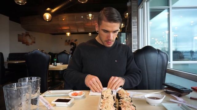 ALL YOU CAN EAT SUSHI VS COMPETITIVE EATER | DESTROYING HUNDREDS OF SUSHI | Man Vs Food смотреть онлайн