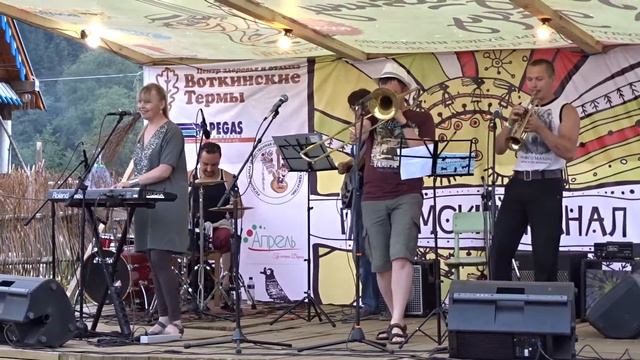 Бабушкина Дача 2016. Джаз-бэнд "Мьюзик Холл" смотреть онлайн