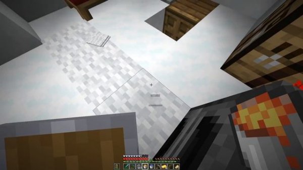 Minecraft Speedrunner VS 2 Hunters