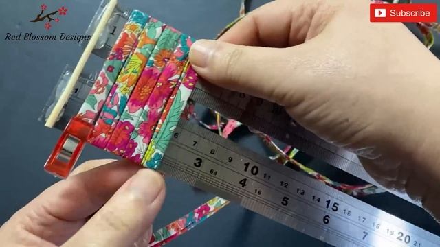 ?How to Make Flower Scrunchies out of Fabric Tube | How to make a Scrunchy | Scrunchies de flores смотреть онлайн