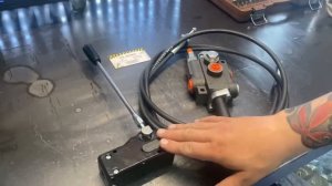 Гидрораспределитель с тросом на 3,5 для подъёма кузова грузовика.управление односторонним цилиндром