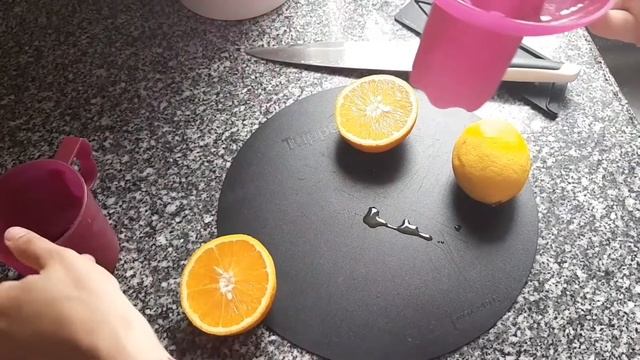 Соковыжималка для цитрусовых Tupperware. смотреть онлайн