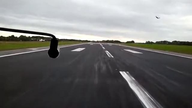 Runway trip Maastricht Airport part 2 смотреть онлайн