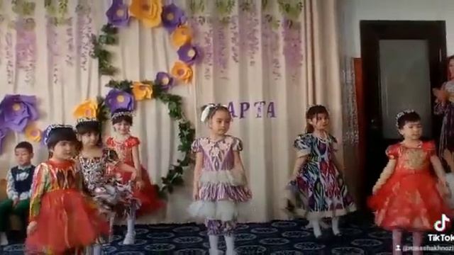 Танец для девочек. Кабутар.