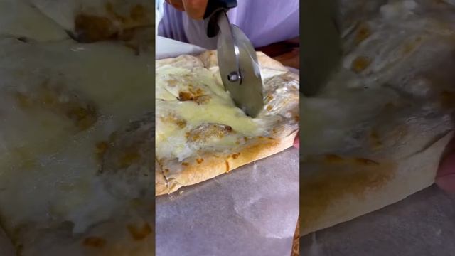 Римская пицца с мортаделлой смотреть онлайн