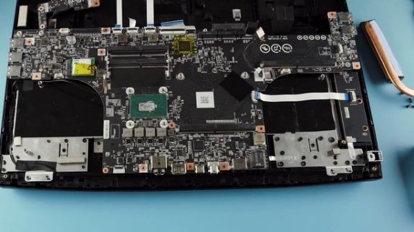 MSI GT75 Titan | How to Service, Upgrade & Fix Laptop (Teardown)