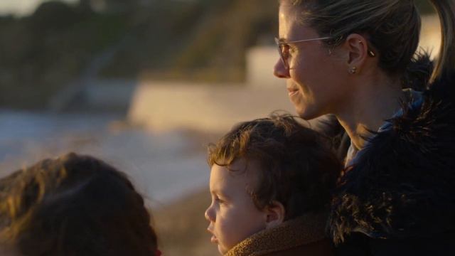 Blackmagic Ursa Mini 4.6k on Zeiss ZF2 смотреть онлайн