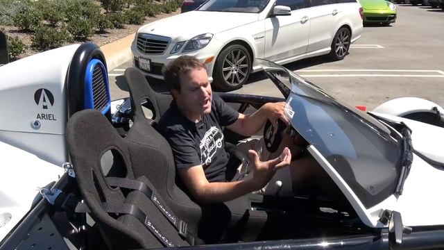 Ariel Atom - это дорожный карт за $75 000 смотреть онлайн