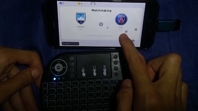 How To Play PES 2022 Mobile with Wireless Controller Mini Keyboard i8 смотреть онлайн