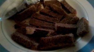 Как приготовить сухарики из хлеба в микроволновке?