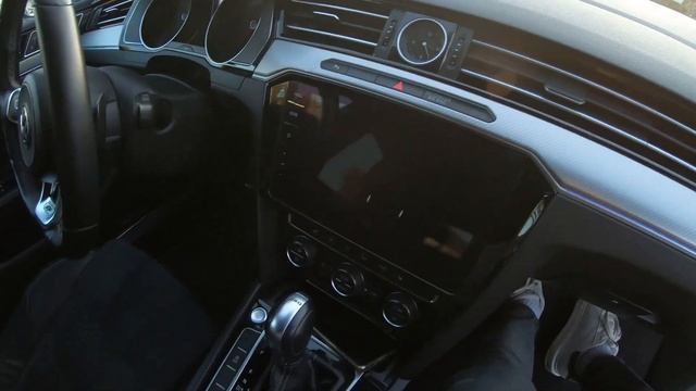 2017 Volkswagen Arteon R-Line 2.0 TDI SCR 150 DSG Pyrite Silver Metallic смотреть онлайн