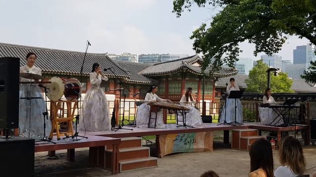 한국 문화.Корейские музыкальные инструменты. смотреть онлайн