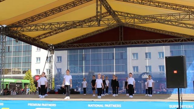 Танец "Часики" ("Акцент" Витебск). смотреть онлайн