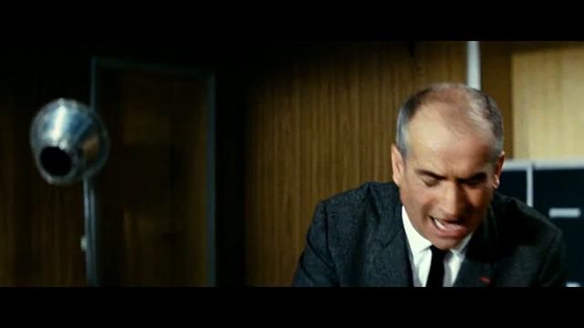 Фантомас разбушевался, 1965. В психушке.