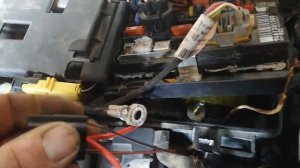 пежо, ситроен произвольно включается ближний свет фар