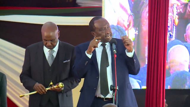 FIMBO YA NYAYO STARTS WORKING AS UHURU & GIDEON MOI SIGN A POST POLL COALITION! RUTO IN TROUBLE! смотреть онлайн