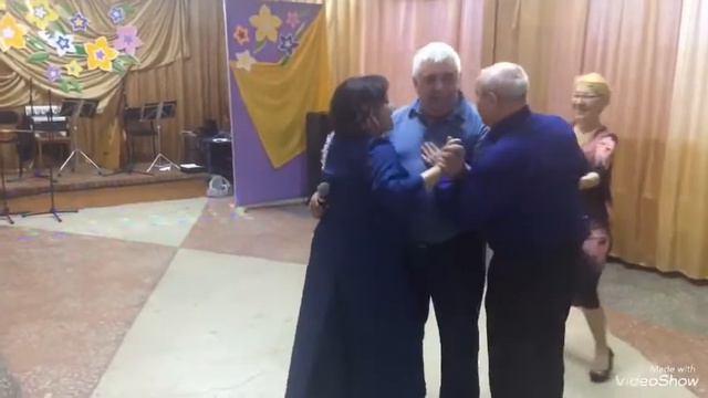 Тост на Восьмое Марта. Поздравление женщинам с праздником от моего мужа!