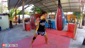 Много полезного о боковом ударе / ФИШКИ И ТЕХНИКА / Боковой удар в Боксе и Муай Тай. Виталий Дунец