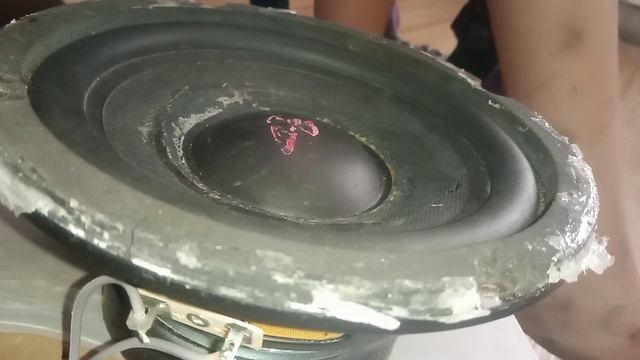 Максимальный ход сабвуфера от AKAI смотреть онлайн